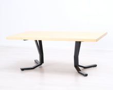 Load image into Gallery viewer, Iso sivupöytä metallijaloilla
