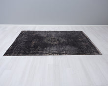 Load image into Gallery viewer, Louis de Poortere Fading World matto 135 x 200 cm