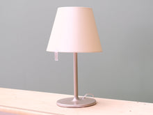 Lataa kuva Galleria-katseluun, Artemide Melampo pöytävalaisin