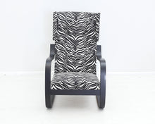 Ladda upp bild till gallerivisning, Artek 401 nojatuoli zebra-kankaalla