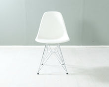 Lataa kuva Galleria-katseluun, Vitra Eames DSR tuoli, valkoinen