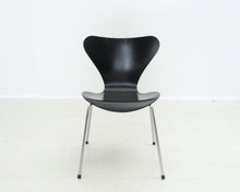 Lataa kuva Galleria-katseluun, Fritz Hansen Series 7 tuoli musta