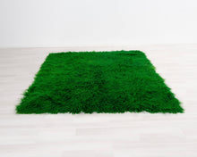 Load image into Gallery viewer, Vihreä lankamatto 170 x 220 cm