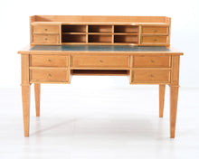 Ladda upp bild till gallerivisning, Boknäs kirjoituspöytä ylähyllyllä