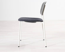 Lataa kuva Galleria-katseluun, Hay Soft Edge 10 Upholstery tuoli harmaa