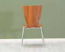 Lataa kuva Galleria-katseluun, Ruokatuoli metallijaloilla