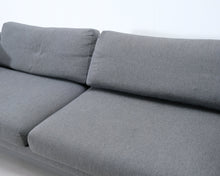 Lataa kuva Galleria-katseluun, Hakola Lazy Classic 3-istuttava kangassohva harmaa