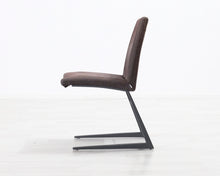 Lataa kuva Galleria-katseluun, BoConcept Mariposa tuoli ruskea
