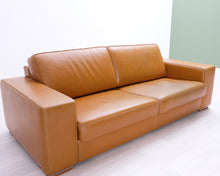 Load image into Gallery viewer, Natuzzi 3-istuttava nahkasohva ruskea