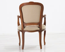 Load image into Gallery viewer, Käsinojallinen tuoli kangasverhoilulla