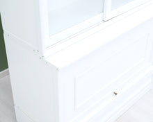 Lataa kuva Galleria-katseluun, Iso vitriinikokonaisuus valkoinen