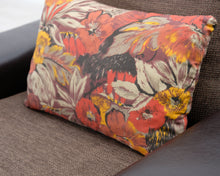 Lataa kuva Galleria-katseluun, Pohjanmaan nojatuoli nahkayksityiskohdilla