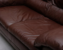 Lataa kuva Galleria-katseluun, Natuzzi 2-istuttava nahkasohva ruskea