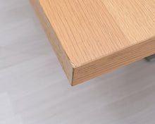Load image into Gallery viewer, BoConcept jatkettava ruokapöytä