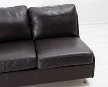 Lataa kuva Galleria-katseluun, Mio 2-istuttava nahkasohva musta