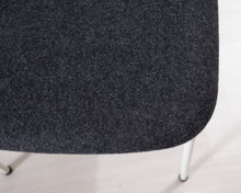 Lataa kuva Galleria-katseluun, Hay Soft Edge 10 Upholstery tuoli harmaa