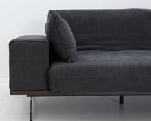 Lataa kuva Galleria-katseluun, Natuzzi IDO kangassohva tummanharmaa