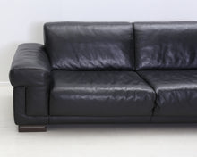 Load image into Gallery viewer, Natuzzi 3-istuttava nahkasohva musta