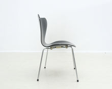 Lataa kuva Galleria-katseluun, Fritz Hansen Series 7 tuoli musta