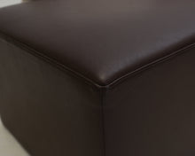 Lataa kuva Galleria-katseluun, Ligne Roset Nomade sohva kahdella nahkarahilla