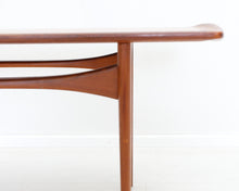 Load image into Gallery viewer, Tove & Edvard Kindt Larsen teak-kahvipöytä