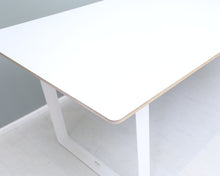 Load image into Gallery viewer, Muuto 70/70 pöytä