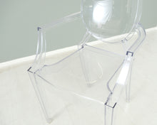 Lataa kuva Galleria-katseluun, Kartell Louis Ghost tuoli kirkas muovi