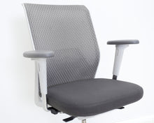 Lataa kuva Galleria-katseluun, Vitra Mesh työtuoli