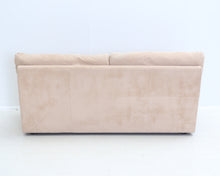 Lataa kuva Galleria-katseluun, Natuzzi 3-istuttava alcantara-sohva beige