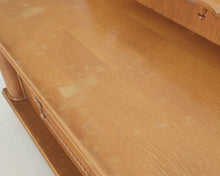 Load image into Gallery viewer, Lipasto peilillä