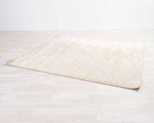 Lataa kuva Galleria-katseluun, Silkkimatto 210 x 250 cm beige