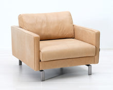 Load image into Gallery viewer, Furninova nahkanojatuoli beige
