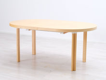 Load image into Gallery viewer, Artek H99 jatkettava ruokapöytä
