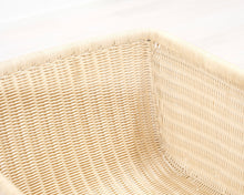 Lataa kuva Galleria-katseluun, Rottinkinojatuoli valkoinen
