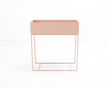 Lataa kuva Galleria-katseluun, Ferm Living Plant Box kasviteline
