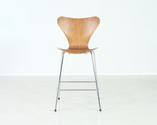 Lataa kuva Galleria-katseluun, Fritz Hansen 3187 baarituoli

