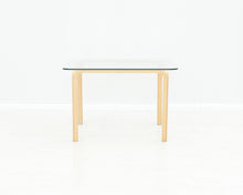 Ladda upp bild till gallerivisning, Artek Y805A lasipöytä
