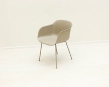 Lataa kuva Galleria-katseluun, Muuto Fiber, Dusty Green
