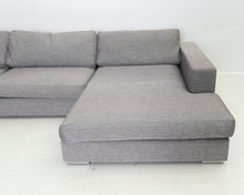 Load image into Gallery viewer, BoConcept Cenova 4-istuttava divaanisohva harmaa
