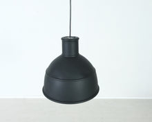 Load image into Gallery viewer, Muuto Unfold kattovalaisin musta Ø32 cm
