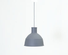 Lataa kuva Galleria-katseluun, Muuto Unfold riippuvalaisin harmaa
