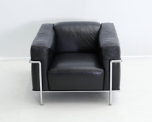 Lataa kuva Galleria-katseluun, Natuzzi nahkanojatuoli
