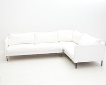 Load image into Gallery viewer, Kustomoitu Kuusilinnan Tuuli-sohva
