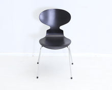 Lataa kuva Galleria-katseluun, Fritz Hansen Muurahais-tuoli Ant Chair 3101
