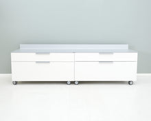 Lataa kuva Galleria-katseluun, Ligne Roset Everywhere tv-taso
