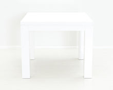Lataa kuva Galleria-katseluun, Ruutu pieni ruokapöytä
