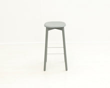 Ladda upp bild till gallerivisning, Hay Soft Edge jakkara
