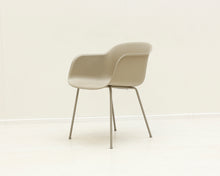 Lataa kuva Galleria-katseluun, Muuto Fiber, Dusty Green
