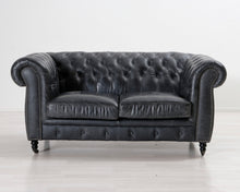 Lataa kuva Galleria-katseluun, 2-istuttava nahkasohva harmaa
