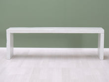 Lataa kuva Galleria-katseluun, Täyspuinen penkki

